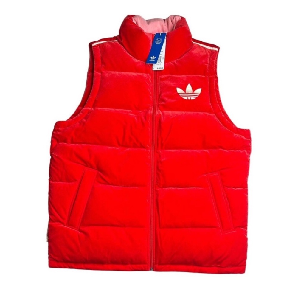 🆕 Adidas Adicolor Velvet
Puffer Vest Adult Women Red
Sz L
Scarlet Red Jacket